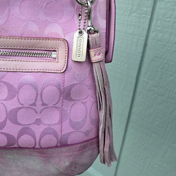 Coach Y2K Signature C Baby Pink Canvas and Suede Slim Vintage Crossbody Bag. #93 - Picture 4 of 10